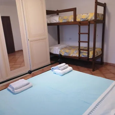 Casa vacanze Casa In Via Sala, 39 *